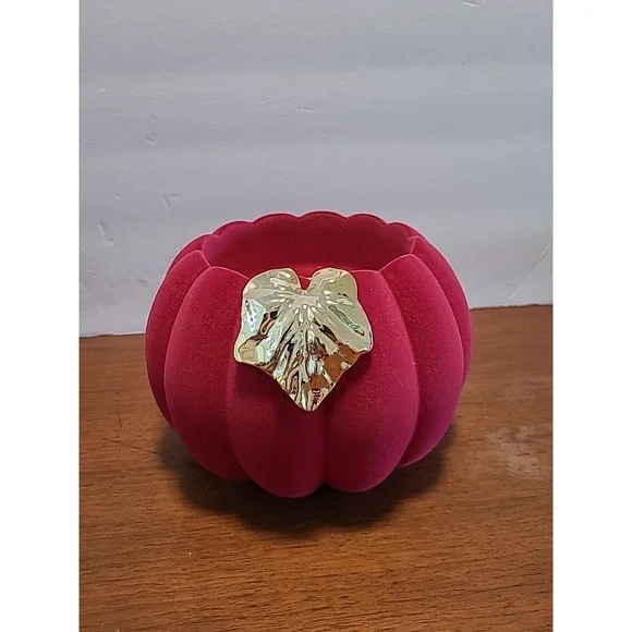 BATH & BODY WORKS Red/Maroon Velvet Fall Pumpkin 3 Wick Candle Holder - Picture 1 of 8